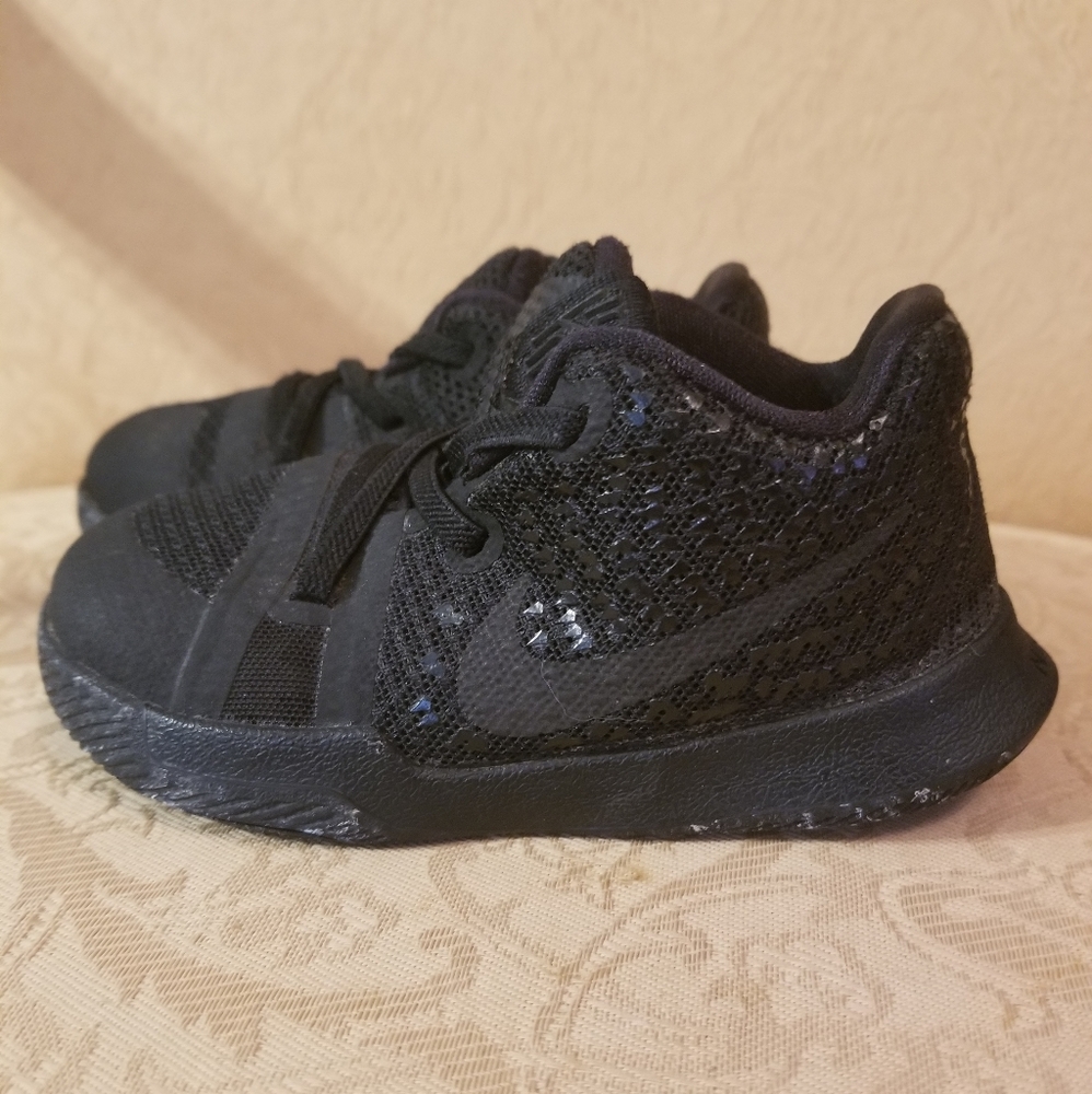 Nike Kyrie 7C